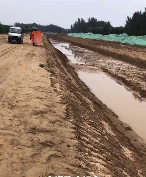 南阳卧龙区河道降水